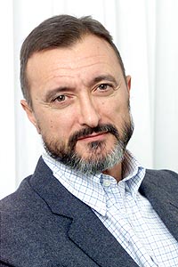 PATENTE DE CORSO Ese capitán Alatriste ARTURO PÉREZ-REVERTE El Semanal 20 de agosto de 2006